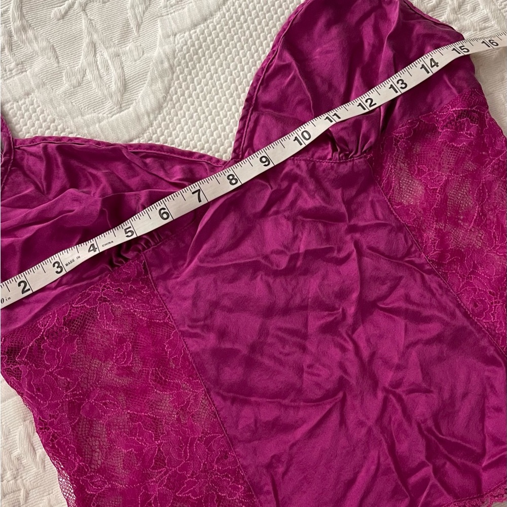 Victoria’s Secret 100% silk lace cami top - Picture 8 of 8